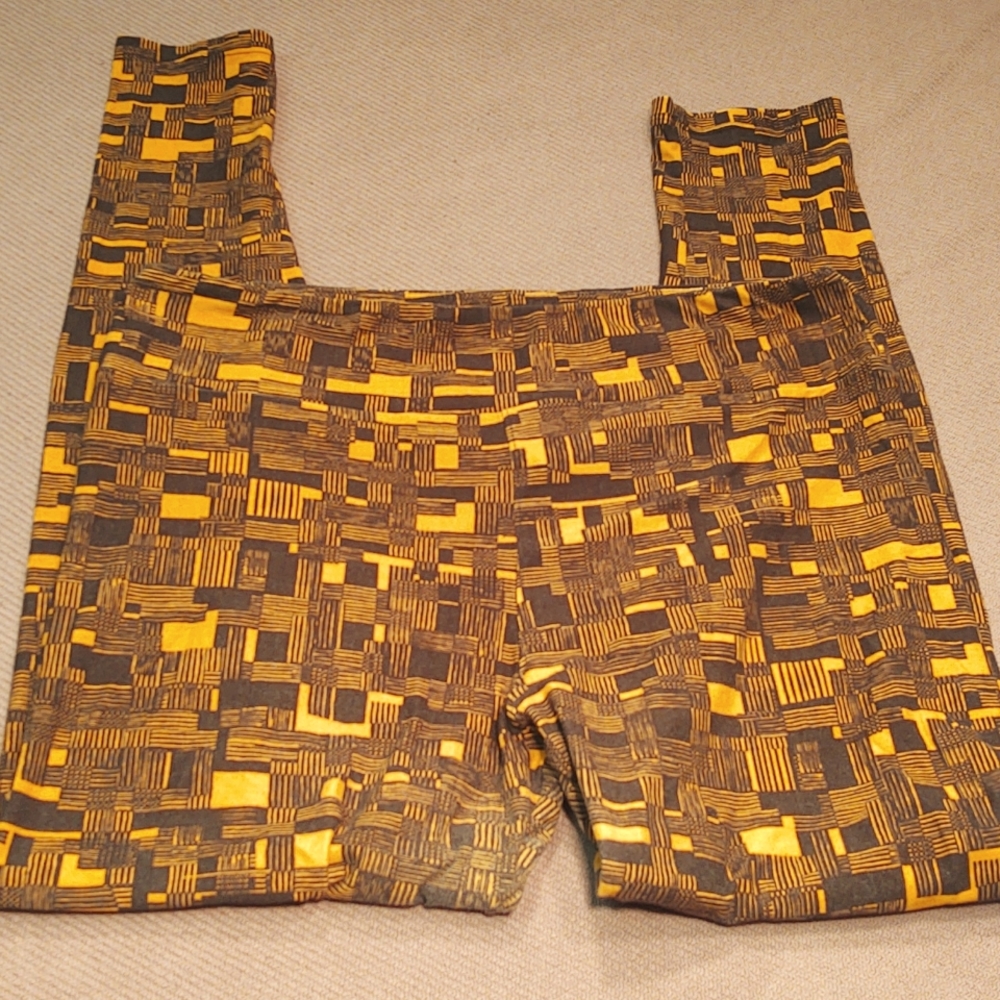 Abstract Lula Roe leggings